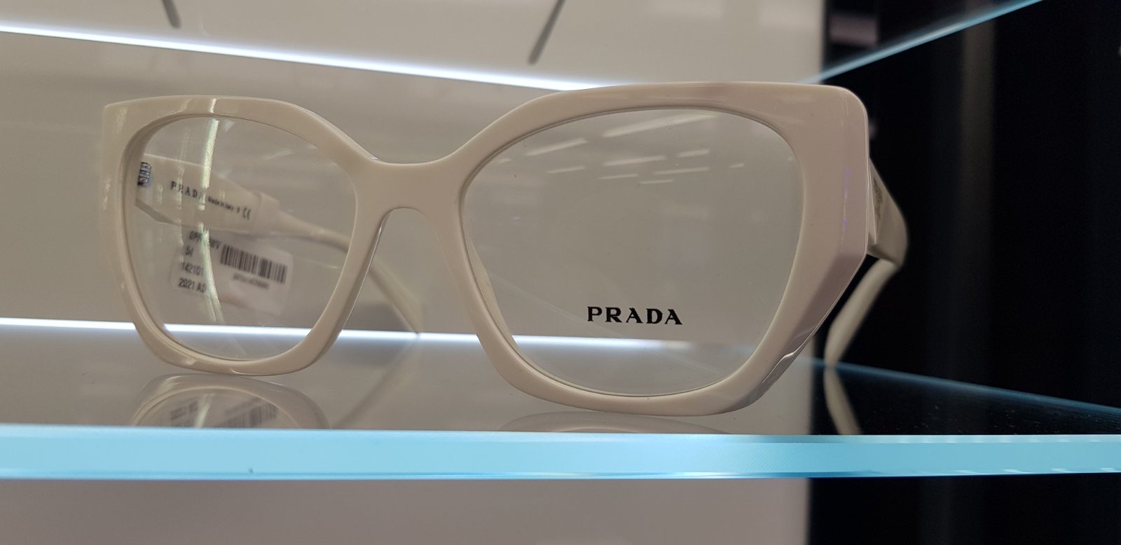 luxottica roadshow